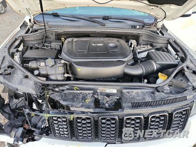 Zdjęcie 12 z 13 samochodu: 2017 JEEP GRAND CHEROKEE LAREDO VIN:1C4RJFAG5HC840577 - miniatura