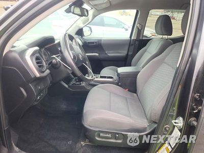 Zdjęcie 7 z 12 samochodu: 2023 TOYOTA TACOMA SR5 V6 VIN:3TMAZ5CN7PM211220 - miniatura