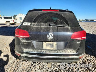 Zdjęcie 6 z 13 samochodu: 2017 VOLKSWAGEN TOUAREG SPORT VIN:WVGEF7BP4HD002910 - miniatura
