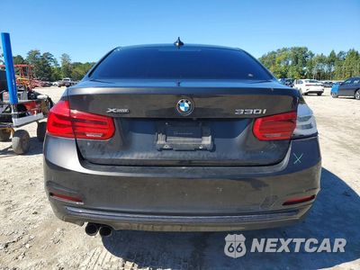 Zdjęcie 6 z 12 samochodu: 2017 BMW 330 XI VIN:WBA8D9G3XHNU65070 - miniatura