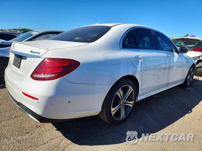 Trzecie zdjęcie samochodu z tyłu: 2018 MERCEDES-BENZ E 300 4MATIC VIN:WDDZF4KB6JA339505 - miniatura