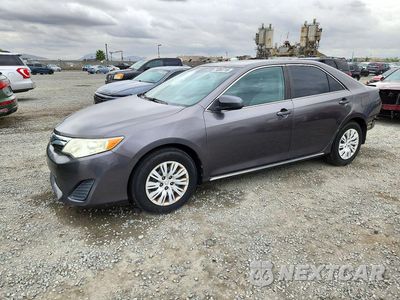 2014 TOYOTA CAMRY LE 4T4BF1FK4ER436034 - główne zdjęcie licytacji z USA - miniatura