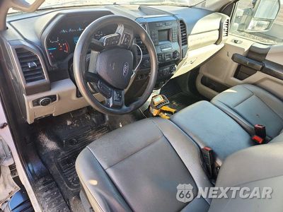 Zdjęcie 8 z 14 samochodu: 2020 FORD F550 SUPER DUTY VIN:1FDUF5HT6LDA08978 - miniatura