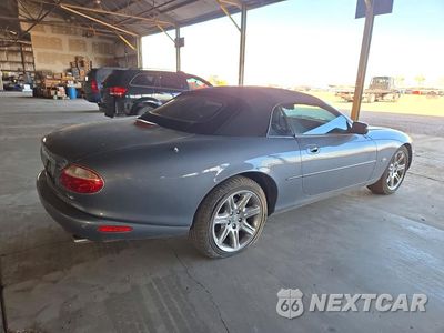 Trzecie zdjęcie samochodu z tyłu: 2001 JAGUAR XK8 VIN:SAJDA42C41NA11895 - miniatura
