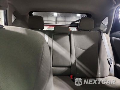 Zdjęcie 10 z 13 samochodu: 2014 TOYOTA PRIUS TWO VIN:JTDKN3DU9E1833029 - miniatura