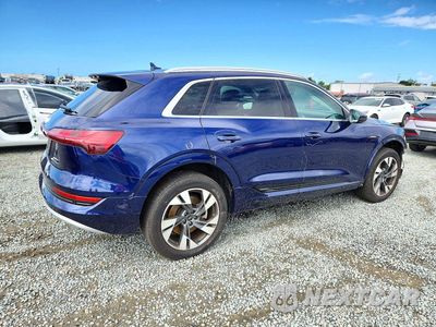 Trzecie zdjęcie samochodu z tyłu: 2022 AUDI E-TRON PREMIUM VIN:WA1AAAGE6NB019649 - miniatura