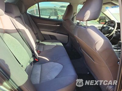Zdjęcie 10 z 12 samochodu: 2020 TOYOTA CAMRY LE VIN:4T1C11AK5LU995576 - miniatura