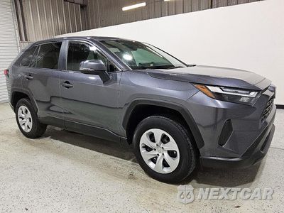 Czwarte zdjęcie samochodu z boku: 2025 TOYOTA RAV4 LE VIN:2T3K1RFV0SC333196 - miniatura