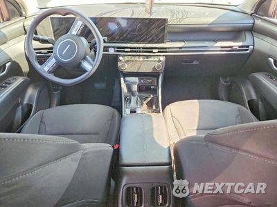 Zdjęcie 8 z 13 samochodu: 2025 HYUNDAI TUCSON SEL VIN:5NMJB3DE3SH563620 - miniatura