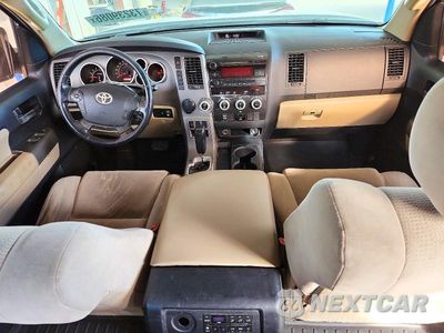 Zdjęcie 8 z 13 samochodu: 2012 TOYOTA SEQUOIA SR5 VIN:5TDZM5G17CS003311 - miniatura
