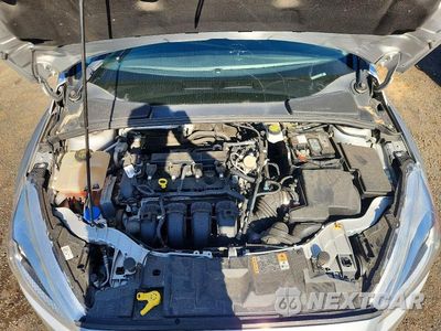 Zdjęcie 11 z 12 samochodu: 2018 FORD FOCUS SE VIN:1FADP3K21JL233789 - miniatura