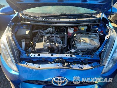 Zdjęcie 11 z 12 samochodu: 2018 TOYOTA PRIUS C ONE VIN:JTDKDTB32J1602951 - miniatura