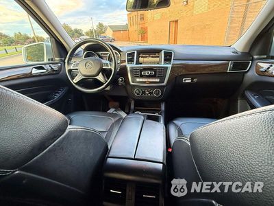 Zdjęcie 9 z 10 samochodu: 2014 MERCEDES-BENZ ML 350 4MATIC VIN:4JGDA5HB8EA320245 - miniatura