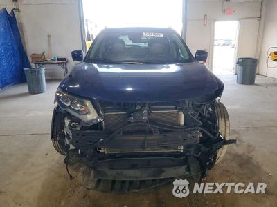 Piąte zdjęcie samochodu w środku: 2017 NISSAN ROGUE SL VIN:5N1AT2MV2HC857309 - miniatura