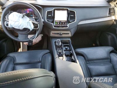 Zdjęcie 8 z 13 samochodu: 2024 VOLVO XC90 ULTIMATE VIN:YV4H60CF2R1187344 - miniatura