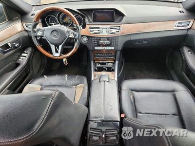 Zdjęcie 8 z 12 samochodu: 2014 MERCEDES-BENZ E 350 4MATIC VIN:WDDHF8JB1EA988235 - miniatura