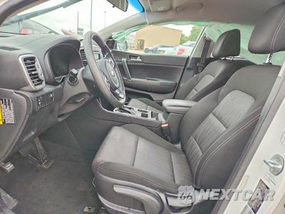 Zdjęcie 7 z 13 samochodu: 2017 KIA SPORTAGE LX VIN:KNDPMCAC1H7271777 - miniatura