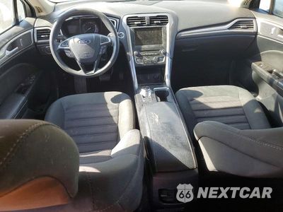 Zdjęcie 8 z 12 samochodu: 2017 FORD FUSION SE VIN:3FA6P0HD1HR313475 - miniatura