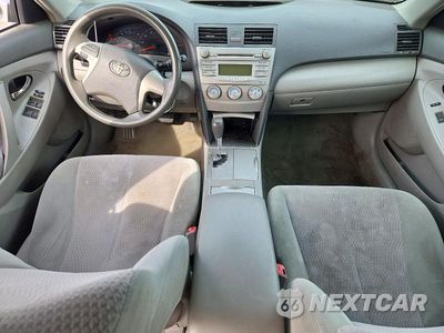 Zdjęcie 8 z 12 samochodu: 2010 TOYOTA CAMRY LE VIN:4T4BF3EKXAR075125 - miniatura