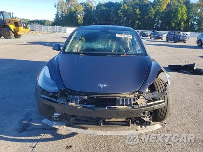 Piąte zdjęcie samochodu w środku: 2023 TESLA MODEL 3 VIN:5YJ3E1EA5PF497449 - miniatura