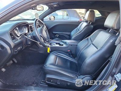 Zdjęcie 7 z 13 samochodu: 2018 DODGE CHALLENGER SXT VIN:2C3CDZAG4JH237545 - miniatura