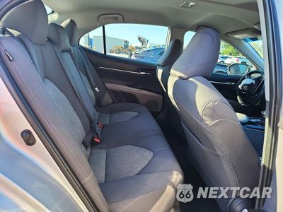 Zdjęcie 10 z 13 samochodu: 2020 TOYOTA CAMRY LE VIN:4T1C11AK0LU382927 - miniatura