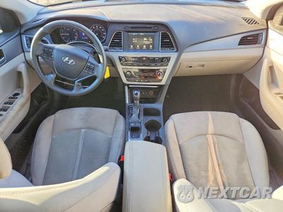 Zdjęcie 8 z 12 samochodu: 2016 HYUNDAI SONATA SE VIN:5NPE24AF6GH299887 - miniatura