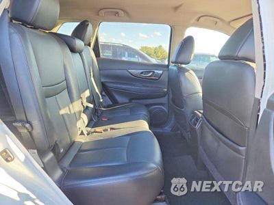 Zdjęcie 11 z 14 samochodu: 2015 NISSAN ROGUE SL VIN:5N1AT2MV2FC904173 - miniatura
