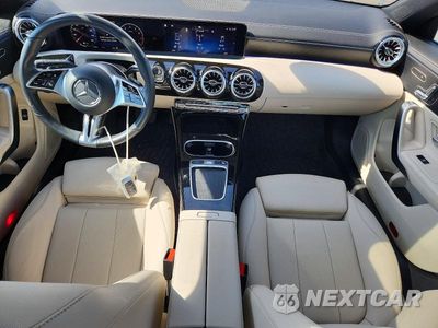Zdjęcie 8 z 13 samochodu: 2025 MERCEDES-BENZ CLA 250 4MATIC VIN:W1K5J4HB7SN506470 - miniatura
