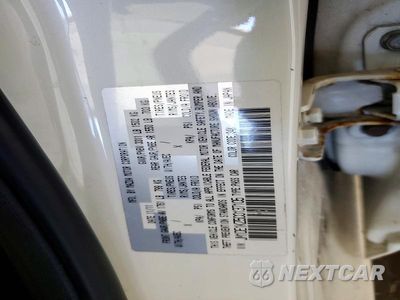 Zdjęcie 12 z 12 samochodu: 2012 MAZDA MAZDA2 VIN:JM1DE1KZ5C0137105 - miniatura