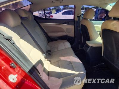 Zdjęcie 10 z 13 samochodu: 2017 HYUNDAI ELANTRA SE VIN:5NPD84LF1HH190701 - miniatura