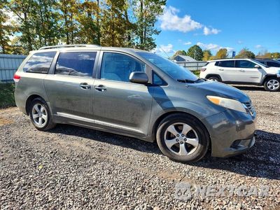 Czwarte zdjęcie samochodu z boku: 2011 TOYOTA SIENNA LE VIN:5TDKK3DC9BS073652 - miniatura