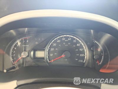 Zdjęcie 9 z 13 samochodu: 2013 TOYOTA SIENNA LE VIN:5TDKK3DC2DS289443 - miniatura