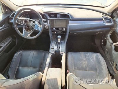 Zdjęcie 8 z 13 samochodu: 2016 HONDA CIVIC TOURING VIN:19XFC1F96GE203070 - miniatura