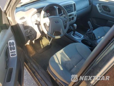 Zdjęcie 8 z 12 samochodu: 2007 FORD ESCAPE XLT VIN:1FMCU93197KA09901 - miniatura