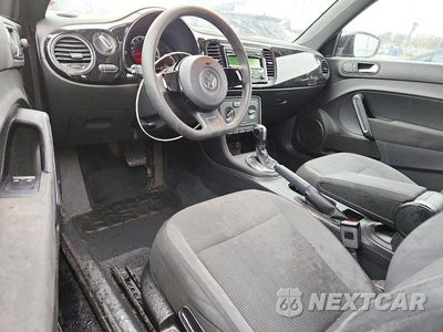 Zdjęcie 8 z 13 samochodu: 2013 VOLKSWAGEN BEETLE VIN:3VWFP7AT6DM644903 - miniatura