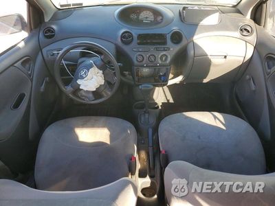 Zdjęcie 8 z 13 samochodu: 2005 TOYOTA ECHO BASE VIN:JTDBT123150356946 - miniatura