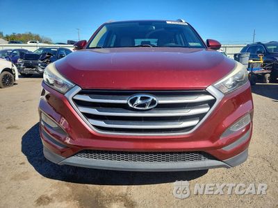 Piąte zdjęcie samochodu w środku: 2017 HYUNDAI TUCSON SE VIN:KM8J33A49HU414313 - miniatura