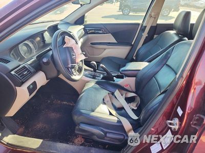 Zdjęcie 7 z 13 samochodu: 2017 HONDA ACCORD LX VIN:1HGCR2F30HA122199 - miniatura