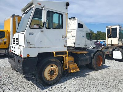 2014 CAPACITY OF TEXAS TJ5000 YARD TRUCK 4LMBF2117EL025220 - główne zdjęcie licytacji z USA - miniatura