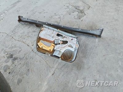 Zdjęcie 12 z 13 samochodu: 2013 TOYOTA PRIUS TWO VIN:JTDKN3DU2D5621693 - miniatura