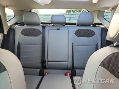 Zdjęcie 10 z 14 samochodu: 2022 VOLKSWAGEN TAOS SE VIN:3VVTX7B22NM018098 - miniatura