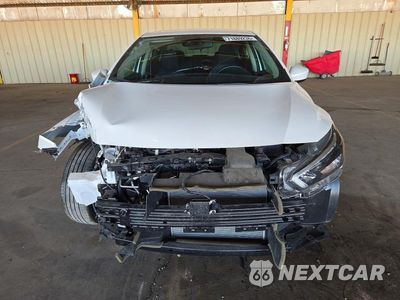 Piąte zdjęcie samochodu w środku: 2025 NISSAN VERSA SV VIN:3N1CN8EV0SL846378 - miniatura