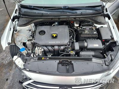 Zdjęcie 11 z 13 samochodu: 2018 HYUNDAI ELANTRA SEL VIN:5NPD84LF0JH362402 - miniatura