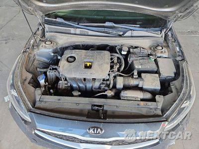 Zdjęcie 11 z 12 samochodu: 2019 KIA FORTE LXS VIN:3KPF24AD2KE066413 - miniatura