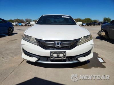 Piąte zdjęcie samochodu w środku: 2017 HONDA ACCORD EXL VIN:1HGCT1B6XHA000011 - miniatura