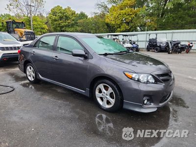 Czwarte zdjęcie samochodu z boku: 2012 TOYOTA COROLLA S VIN:2T1BU4EE9CC760074 - miniatura