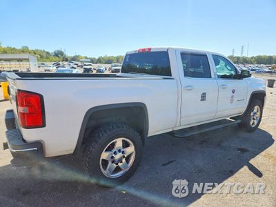 Trzecie zdjęcie samochodu z tyłu: 2015 GMC SIERRA K2500 SLE VIN:1GT12YEG9FF130982 - miniatura