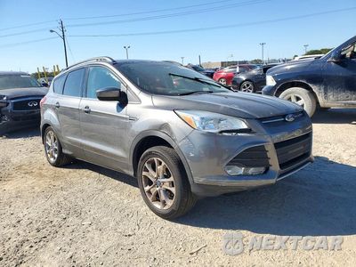 Czwarte zdjęcie samochodu z boku: 2014 FORD ESCAPE SE VIN:1FMCU9G9XEUB28641 - miniatura