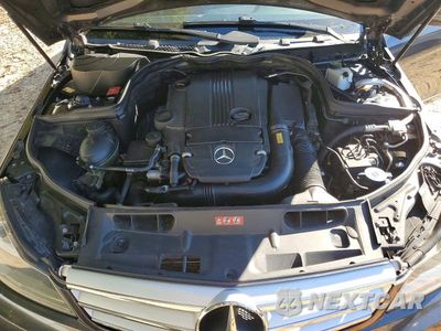 Zdjęcie 11 z 12 samochodu: 2013 MERCEDES-BENZ C 250 VIN:WDDGF4HBXDR287686 - miniatura